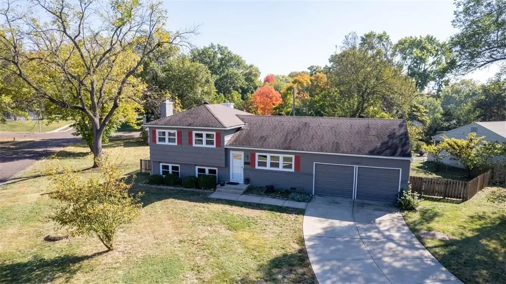 10201 Dearborn Drive, Overland Park, KS 66207 - Image #1