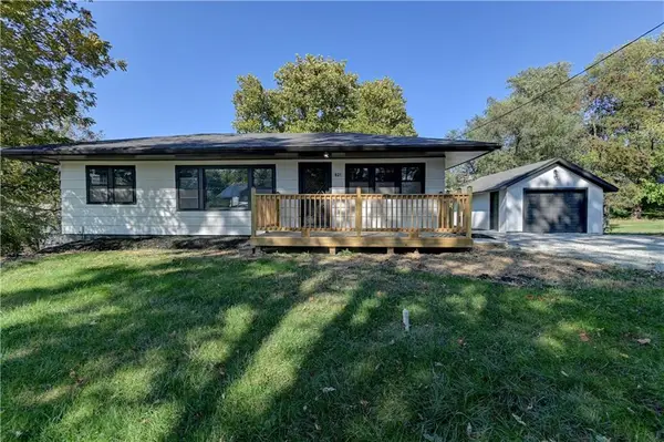 821 W 13th Court, Trenton, MO 64683