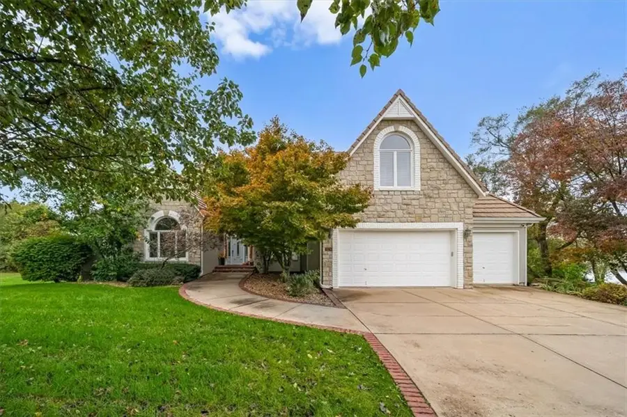 3124 SW Pergola View, Lees Summit, MO 64081 - Image #2