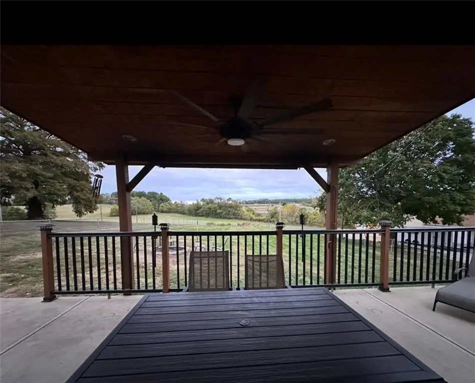 1911 S 41st Street, Saint Joseph, MO 64505 - Image #1