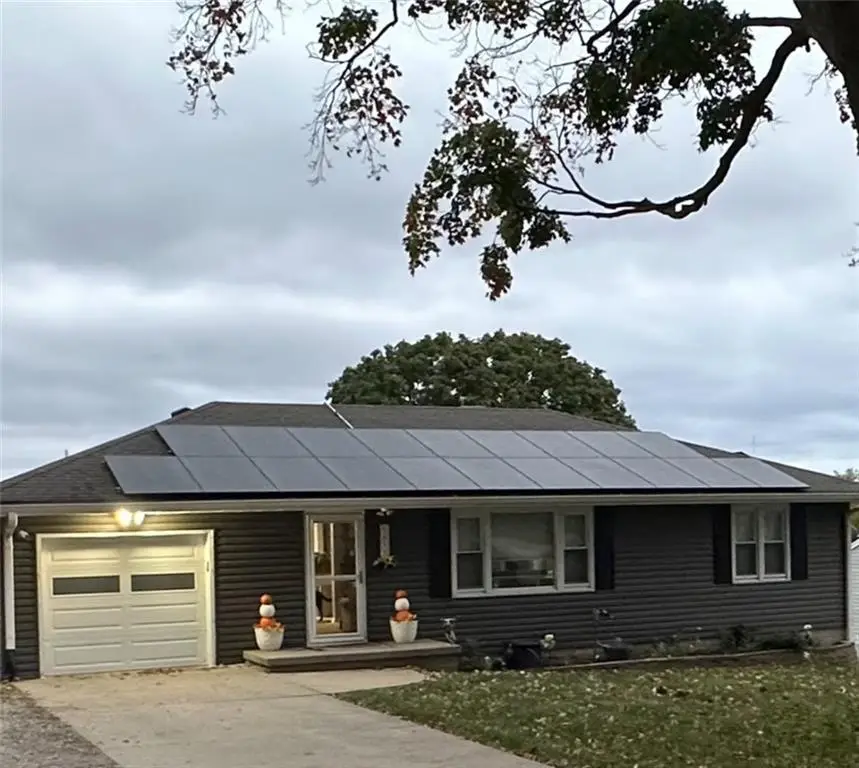 1911 S 41st Street, Saint Joseph, MO 64505 - Image #2