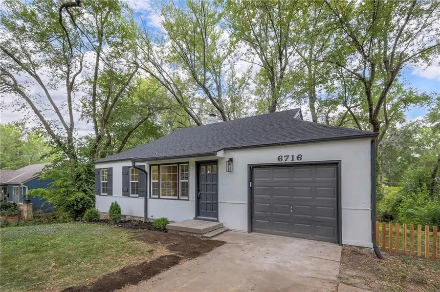 6716 Sterling Avenue, Raytown, MO 64133 - Image #3