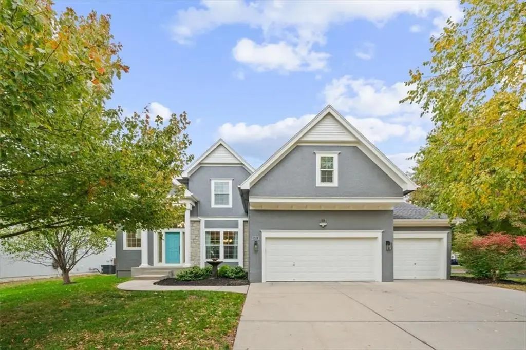 15813 Linden Street, Overland Park, KS 66224 - Image #1