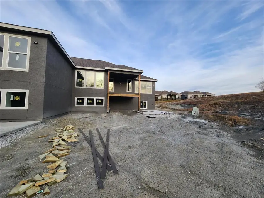 11546 S Olathe View Road, Olathe, KS 66061 - Image #3