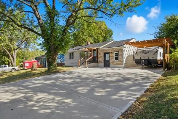 7835 Donnelly Avenue, Kansas City, MO 64138