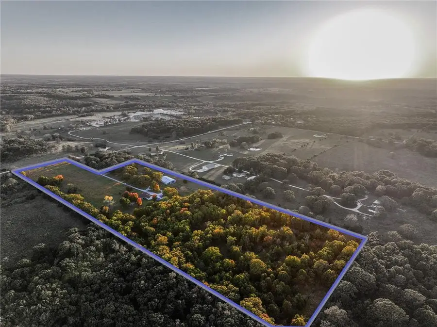 12711 E Z Highway, Stockton, MO 65785 - Image #3