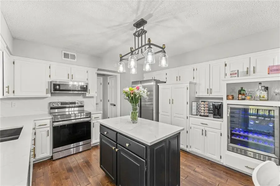 13716 W 75th Terrace, Lenexa, KS 66216 - Image #3