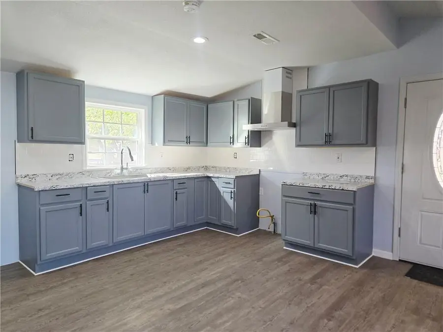 205 W 20th Street, Pittsburg, KS 66762 - Image #3