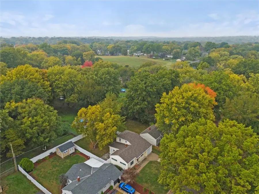 2916 S Mason Avenue, Independence, MO 64052 - Image #2