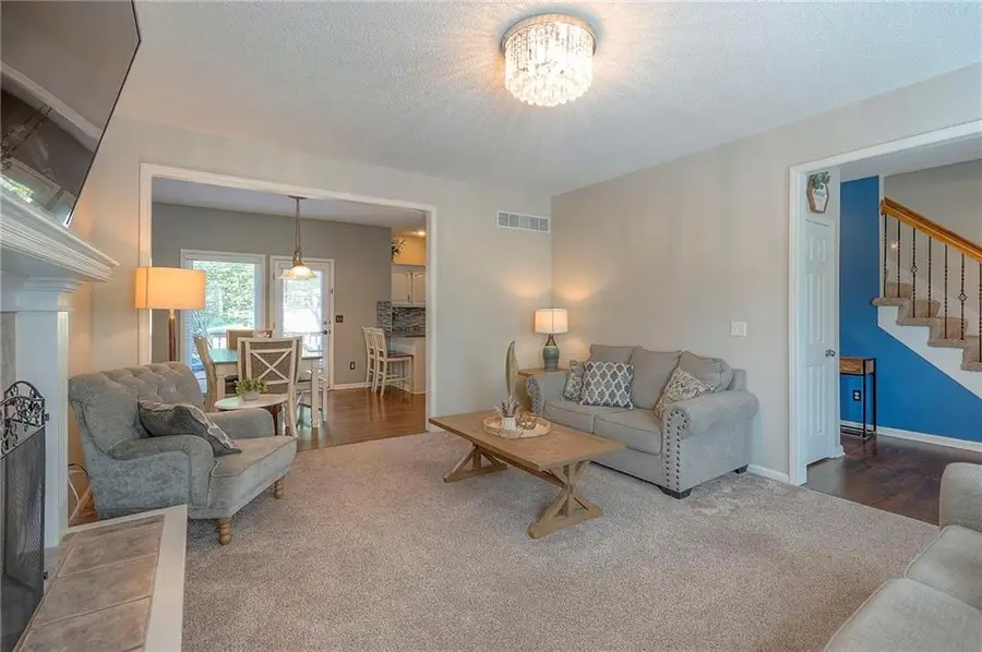 15234 S Albervan Street, Olathe, KS 66062 - Image #3