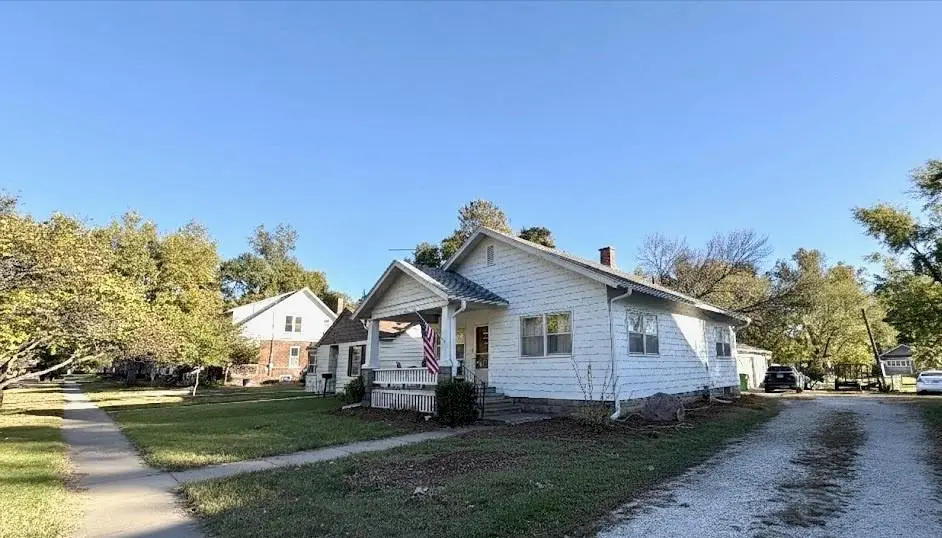 818 West 6th Street, Ottawa, KS 66067 - Image #1