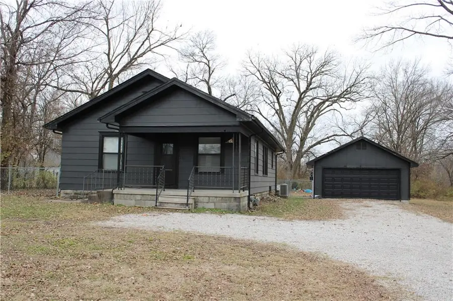 4075 Parkview Drive, Frontenac, KS 66763 - Image #2