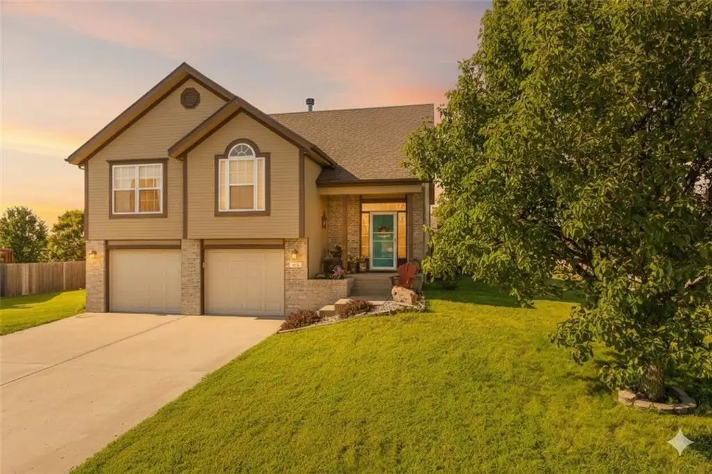 109 Bridgeport Drive, Smithville, MO 64089 - Image #1