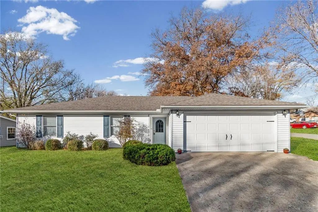 608 N Harrington Street, Dearborn, MO 64439 - #1