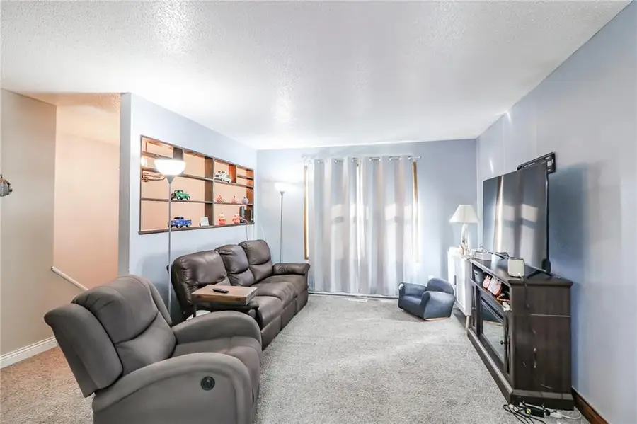 3465 Mcvey Road, Sedalia, MO 65301 - Image #2