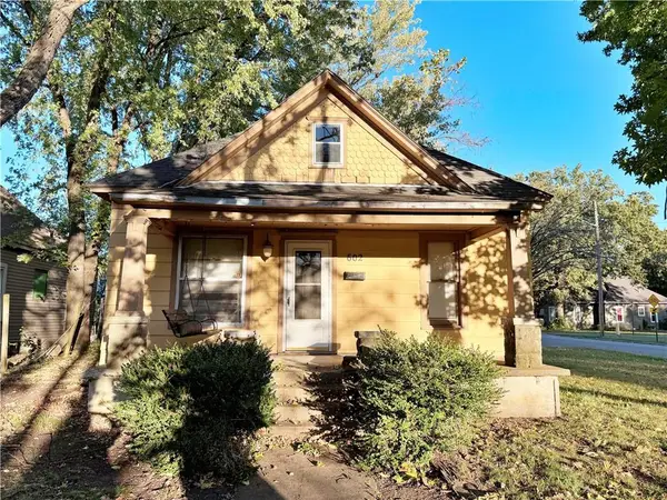 602 N Catalpa Street, Pittsburg, KS 66762