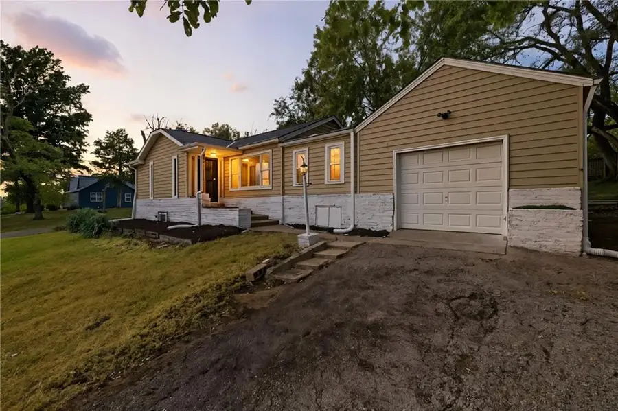 4018 Pittman Road, Kansas City, MO 64133 - Image #2