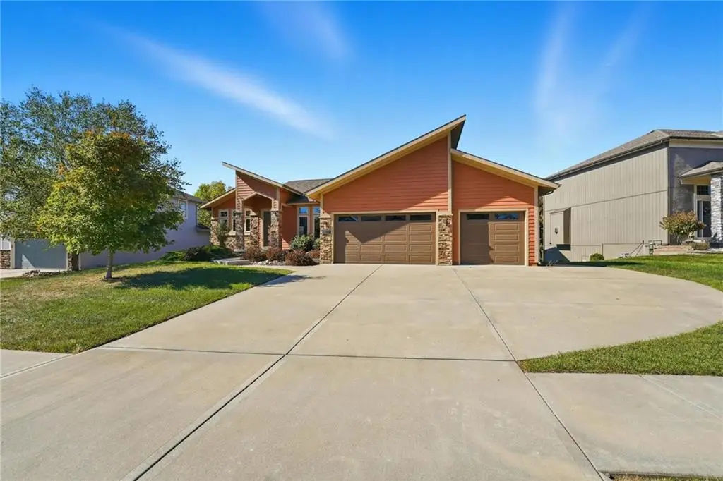 4500 SW Aft Drive, Lees Summit, MO 64082 - Image #1