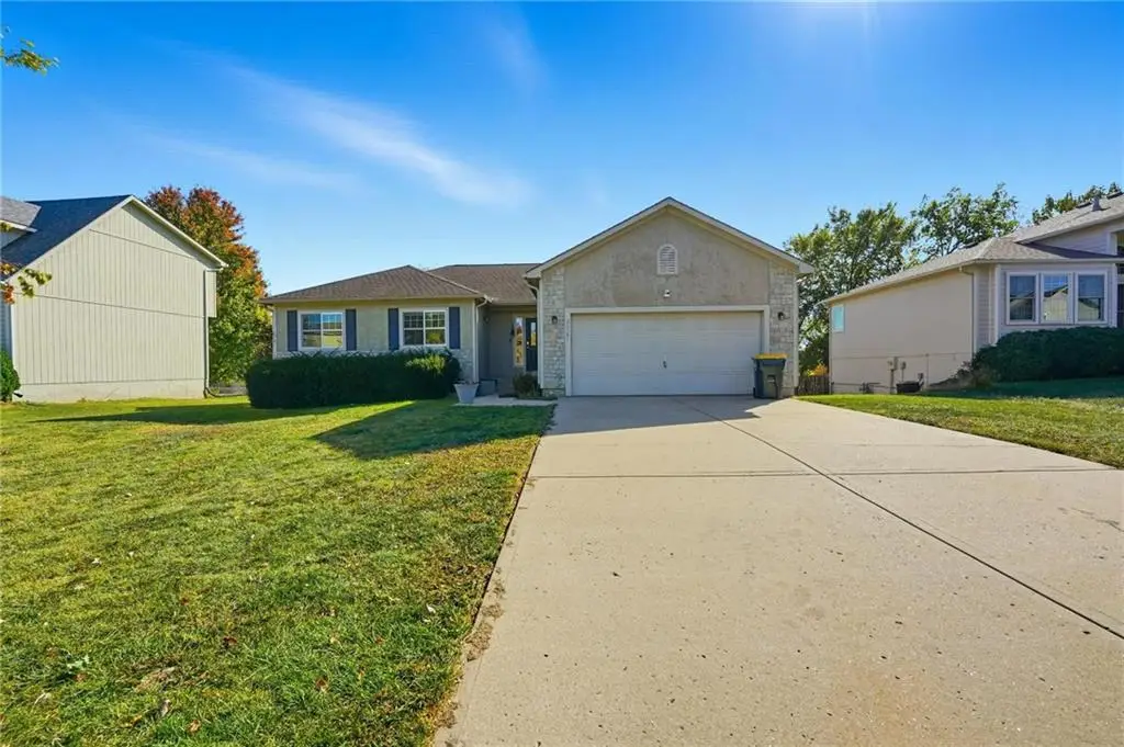 20581 W 201 Street, Spring Hill, KS 66083 - #1