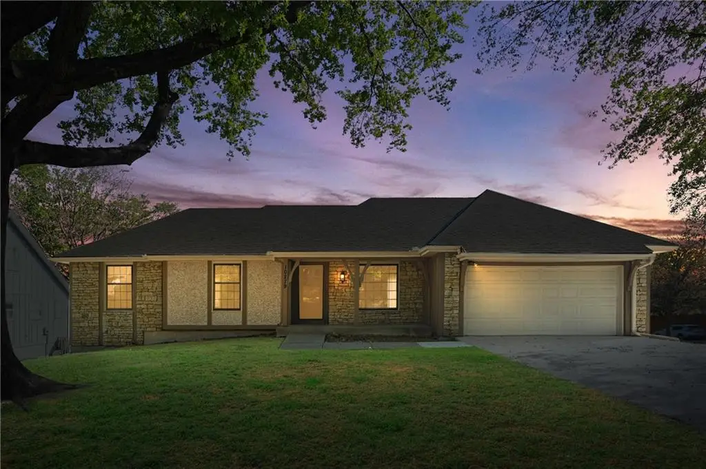 10279 Farley Street, Overland Park, KS 66212 - Image #1