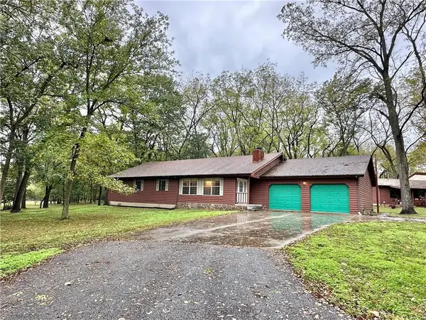11191 County Lane 176 Road, Carthage, MO 64836