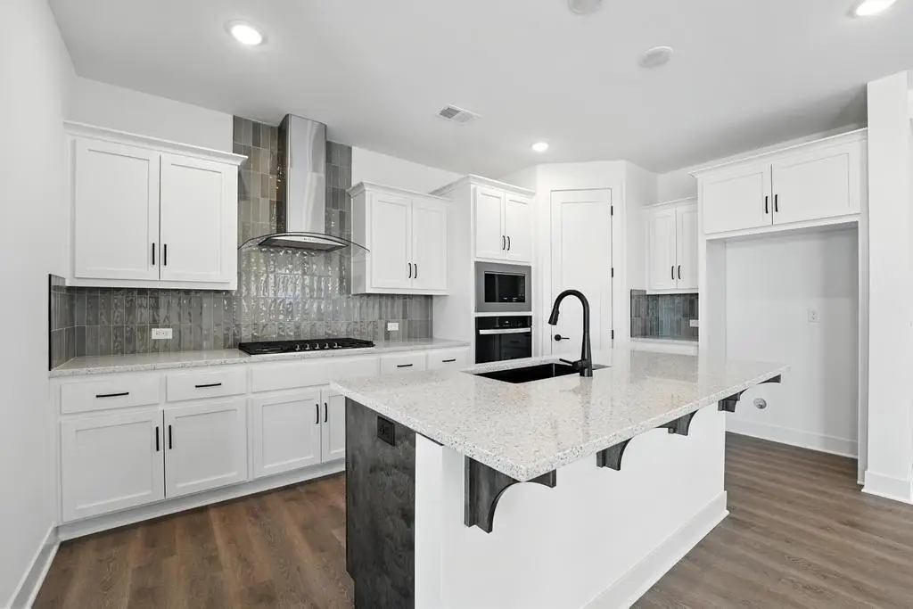 20668 Skyview Lane, Spring Hill, KS 66083 - Image #1