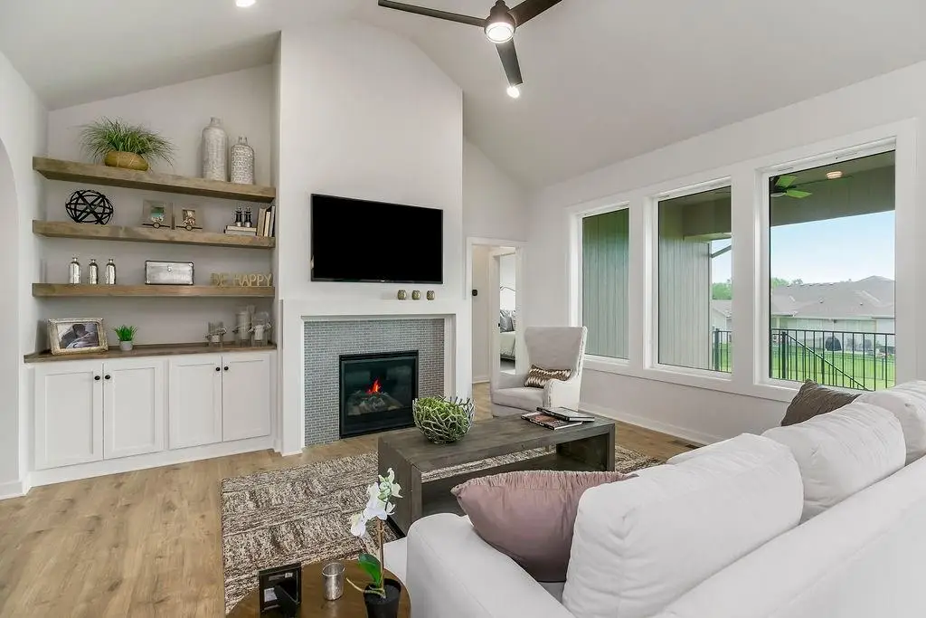 4925 146th Street, Basehor, KS 66007 - Image #1