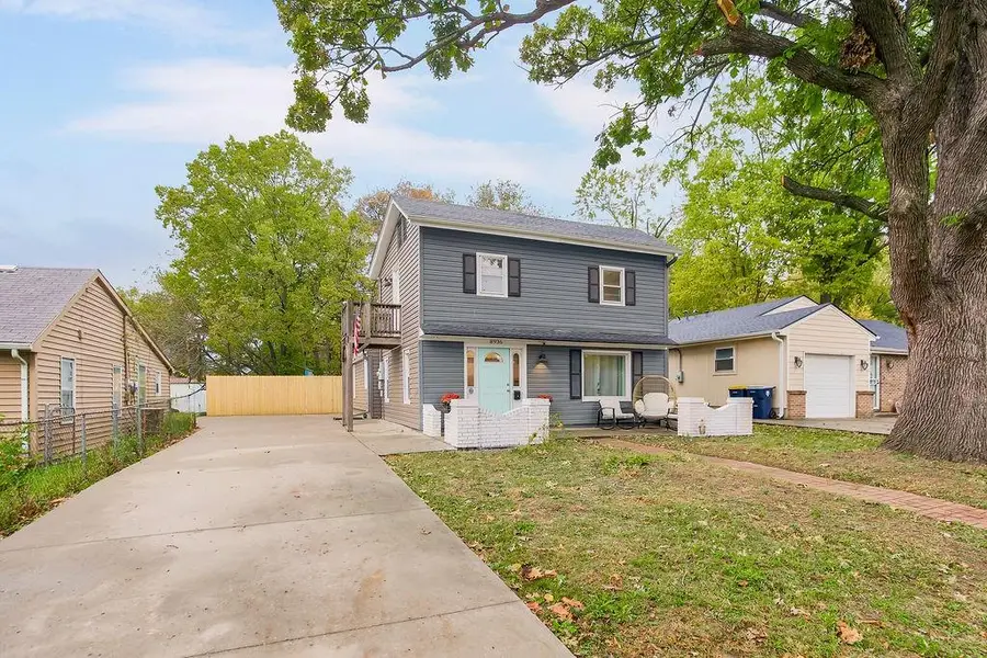8936 Oak Street, Kansas City, MO 64114 - Image #2