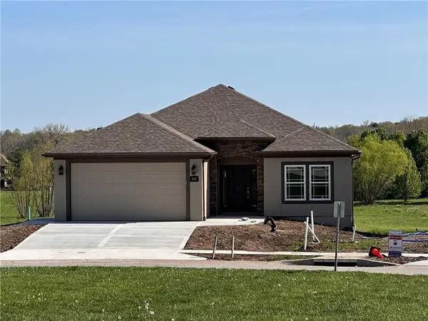 2121 Greenfield Point, Kearney, MO 64060