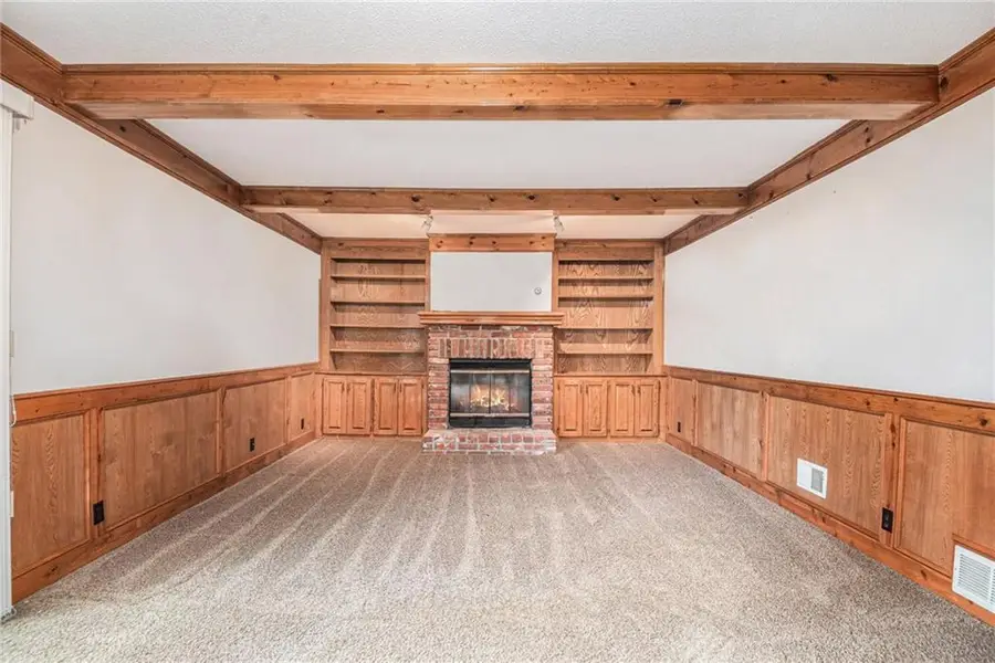 14805 S Brougham Drive, Olathe, KS 66062 - Image #2