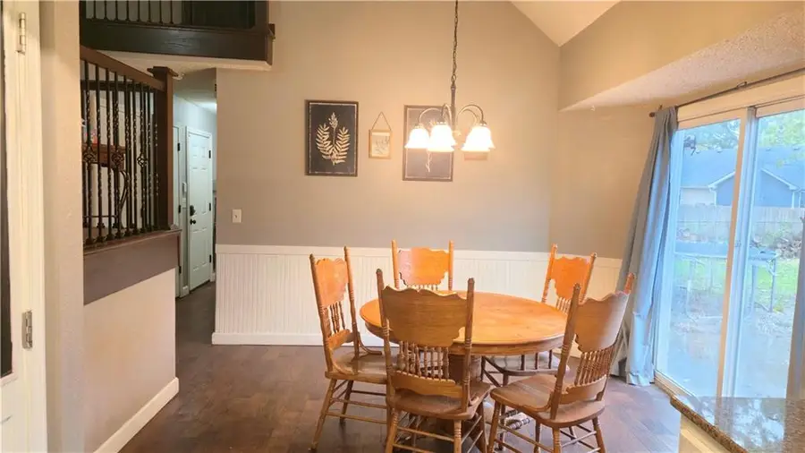 14014 S Cottonwood Drive, Olathe, KS 66062 - #3