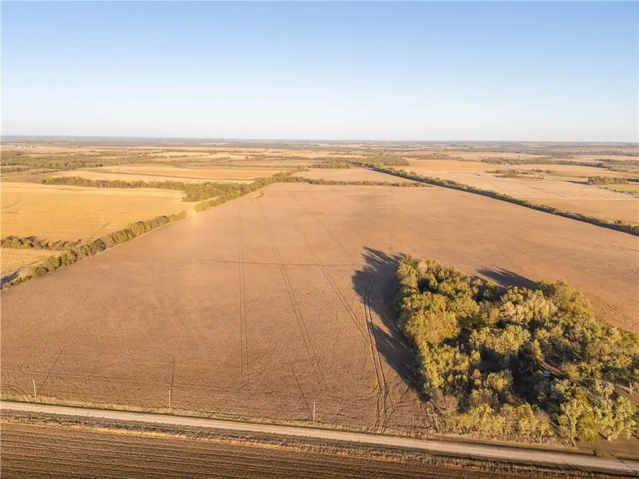 000 Virginia Road, Kincaid, KS 66039 - Image #2