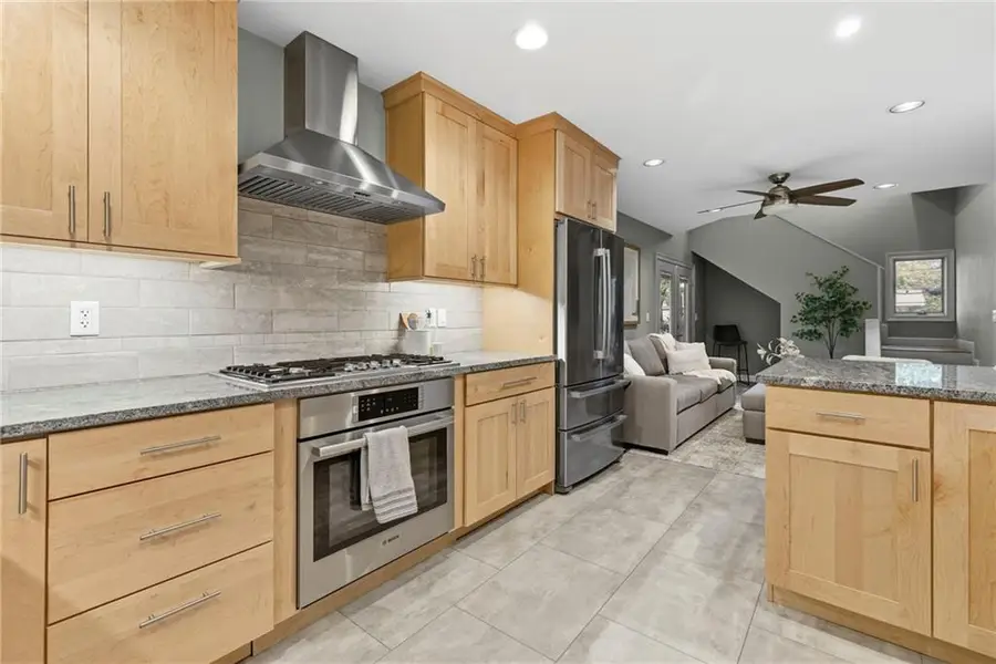 4633 Terrace Street, Kansas City, MO 64112 - Image #2