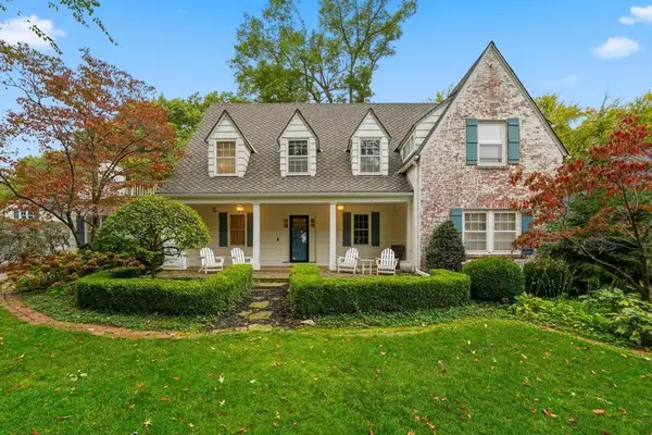 6316 Granada Drive, Prairie Village, KS 66208