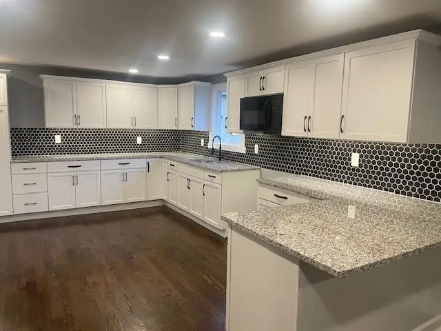 1030 Douglas Street, Saint Joseph, MO 64505 - Image #3