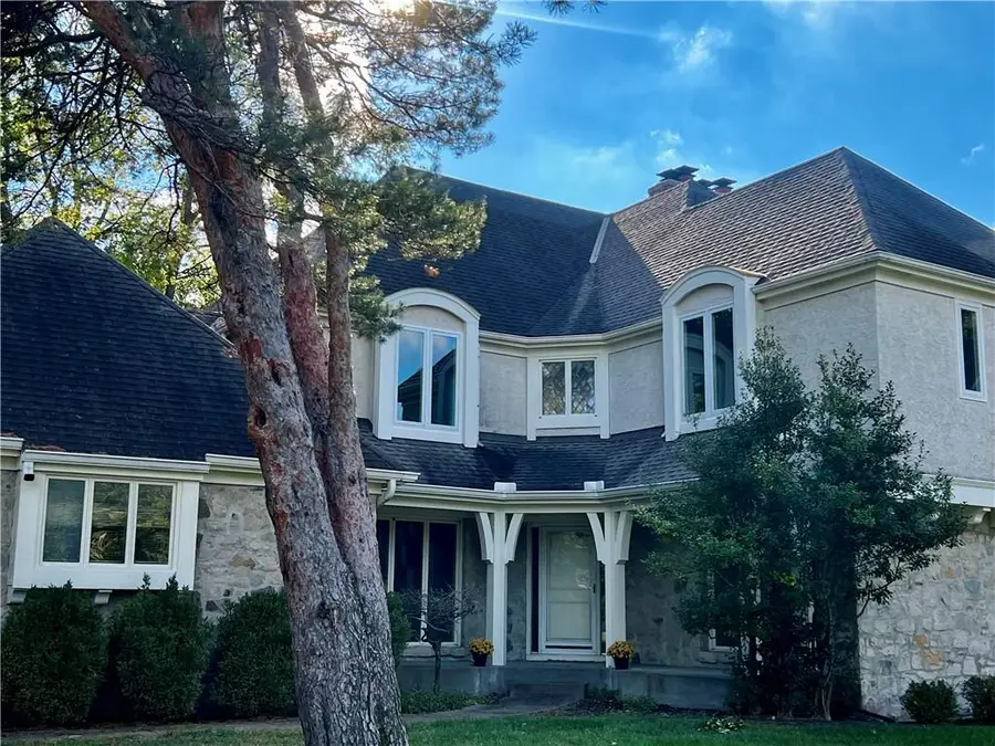 3905 W 101st Terrace, Overland Park, KS 66207 - Image #2