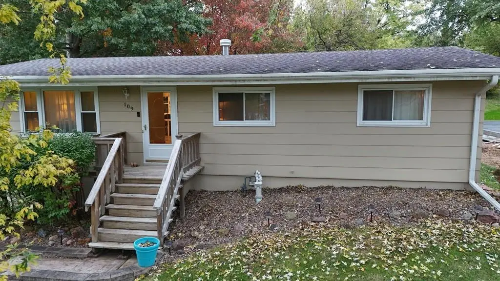 109 N 16th Street, Savannah, MO 64485 - #1