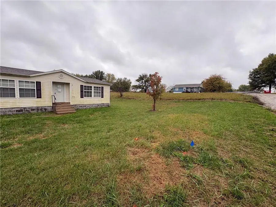 5500 SE Deer Run Drive, Lathrop, MO 64465 - Image #2