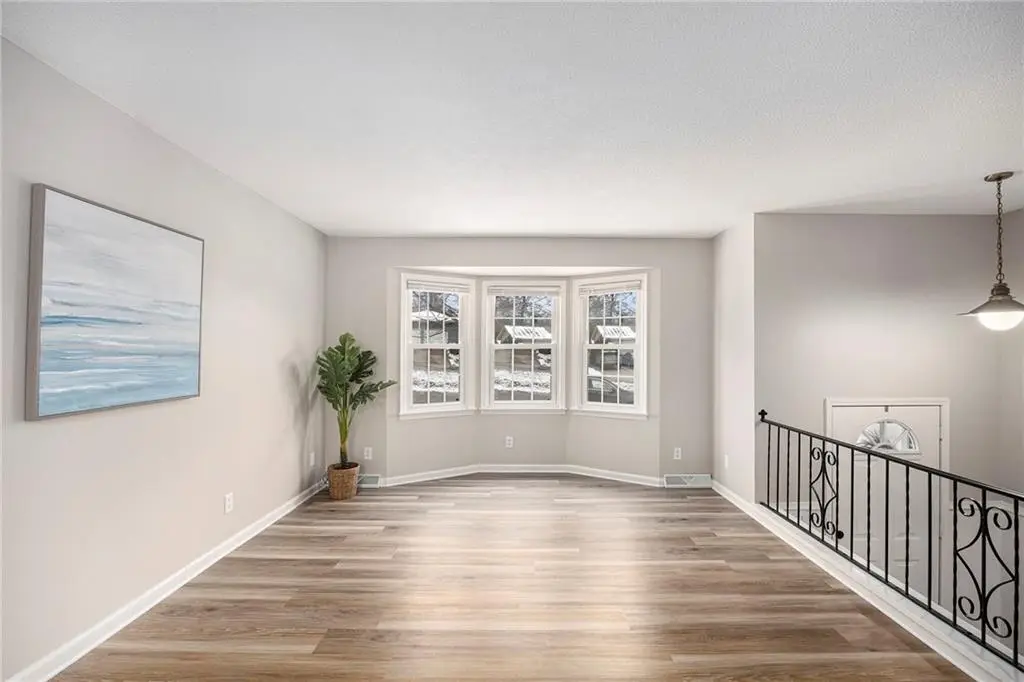 7000 NW Belvidere Parkway, Kansas City, MO 64152 - Image #1