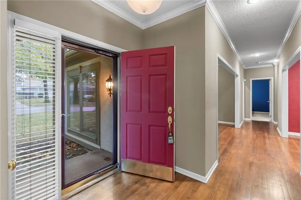 12710 Cambridge Lane, Leawood, KS 66209 - Image #1