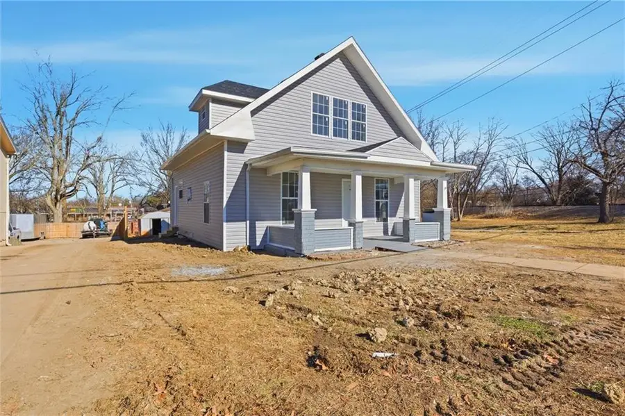 305 W 5th Street, Lawson, MO 64062 - Image #2