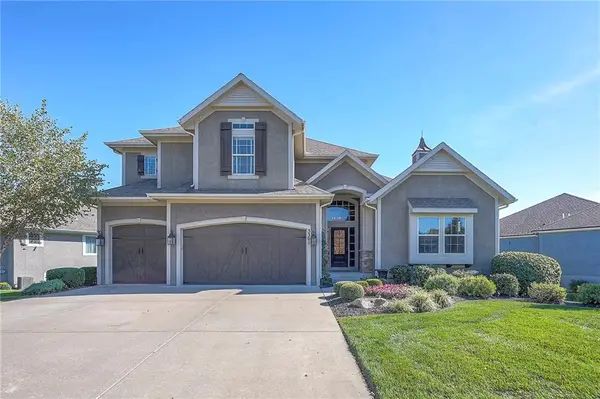 3301 W 157 Street, Overland Park, KS 66224