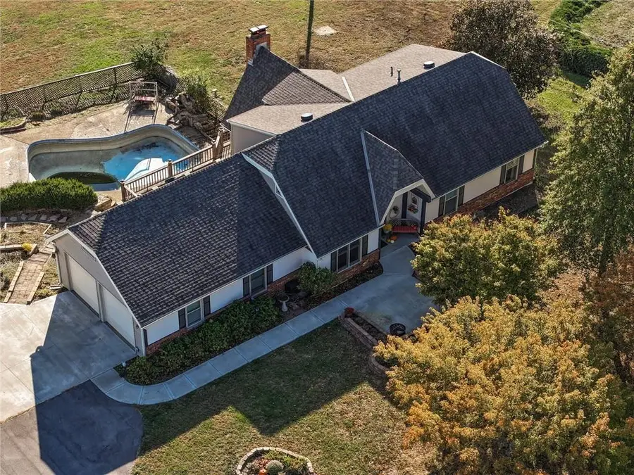 27985 W 89th Street, De Soto, KS 66018 - Image #2