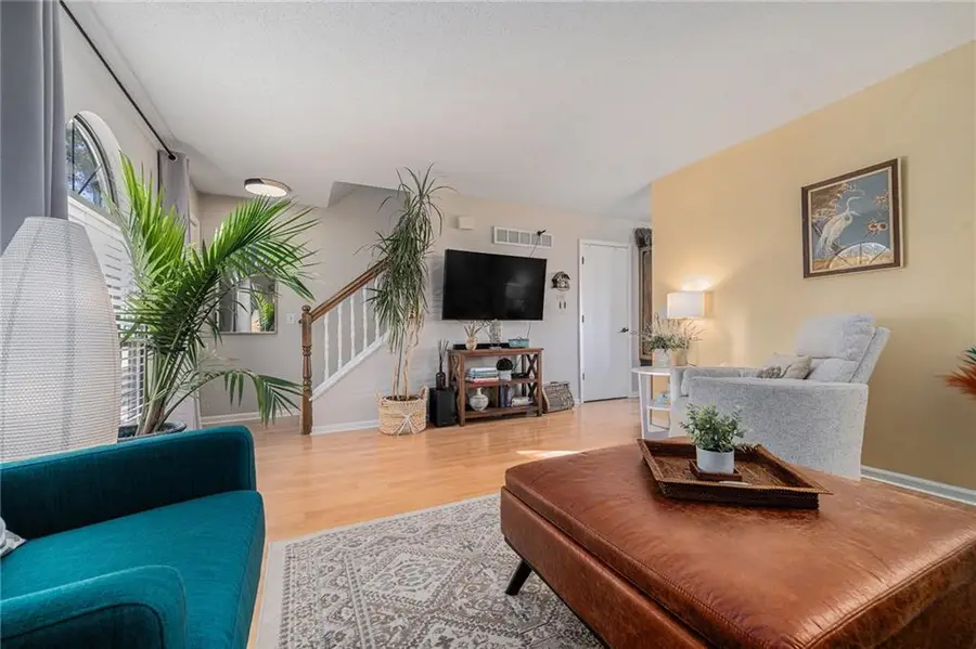 233 Stonebridge Lane, Smithville, MO 64089 - Image #3