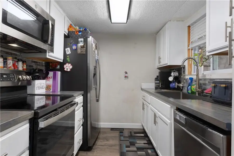 6564 Charles Street, Shawnee, KS 66216 - Image #3