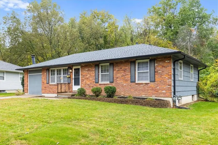 5026 Hawthorne Avenue, Kansas City, MO 64133 - Image #2