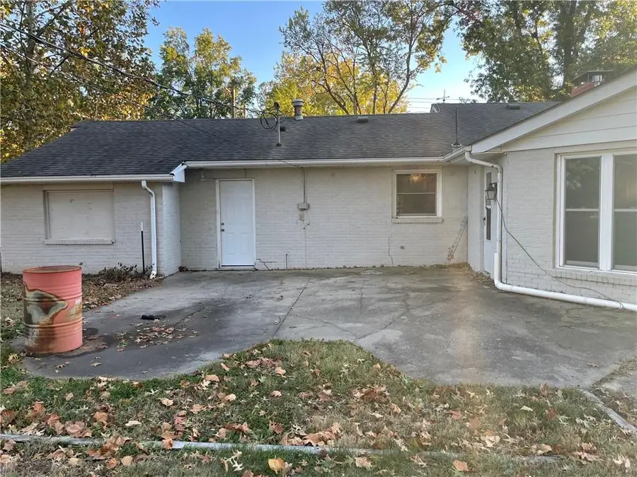 409 E Burns Street, Gallatin, MO 64640 - Image #2
