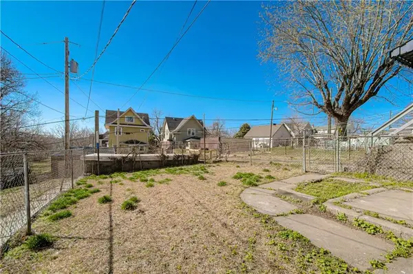 715 Parallel Avenue, Kansas City, KS 66101