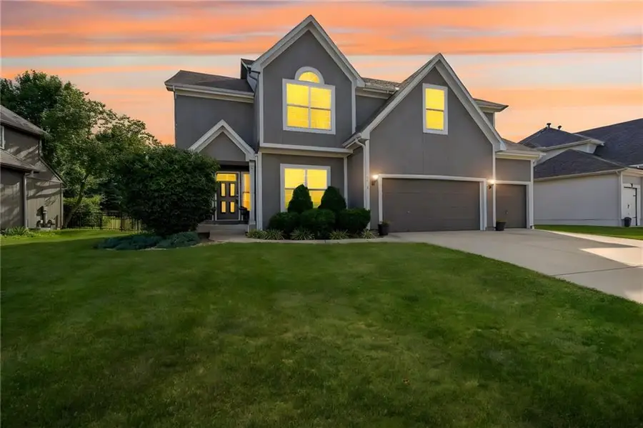 2712 SW Carlton Drive, Lees Summit, MO 64082 - Image #2