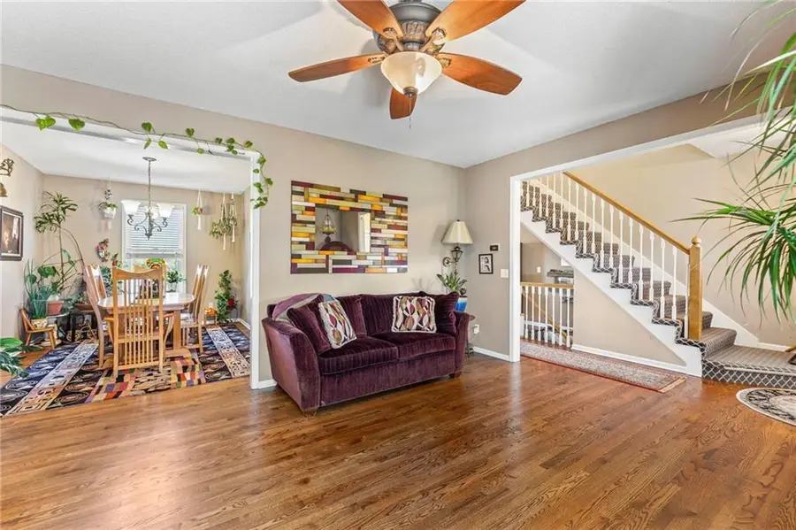 20729 S Barker Road, Spring Hill, KS 66083 - Image #2